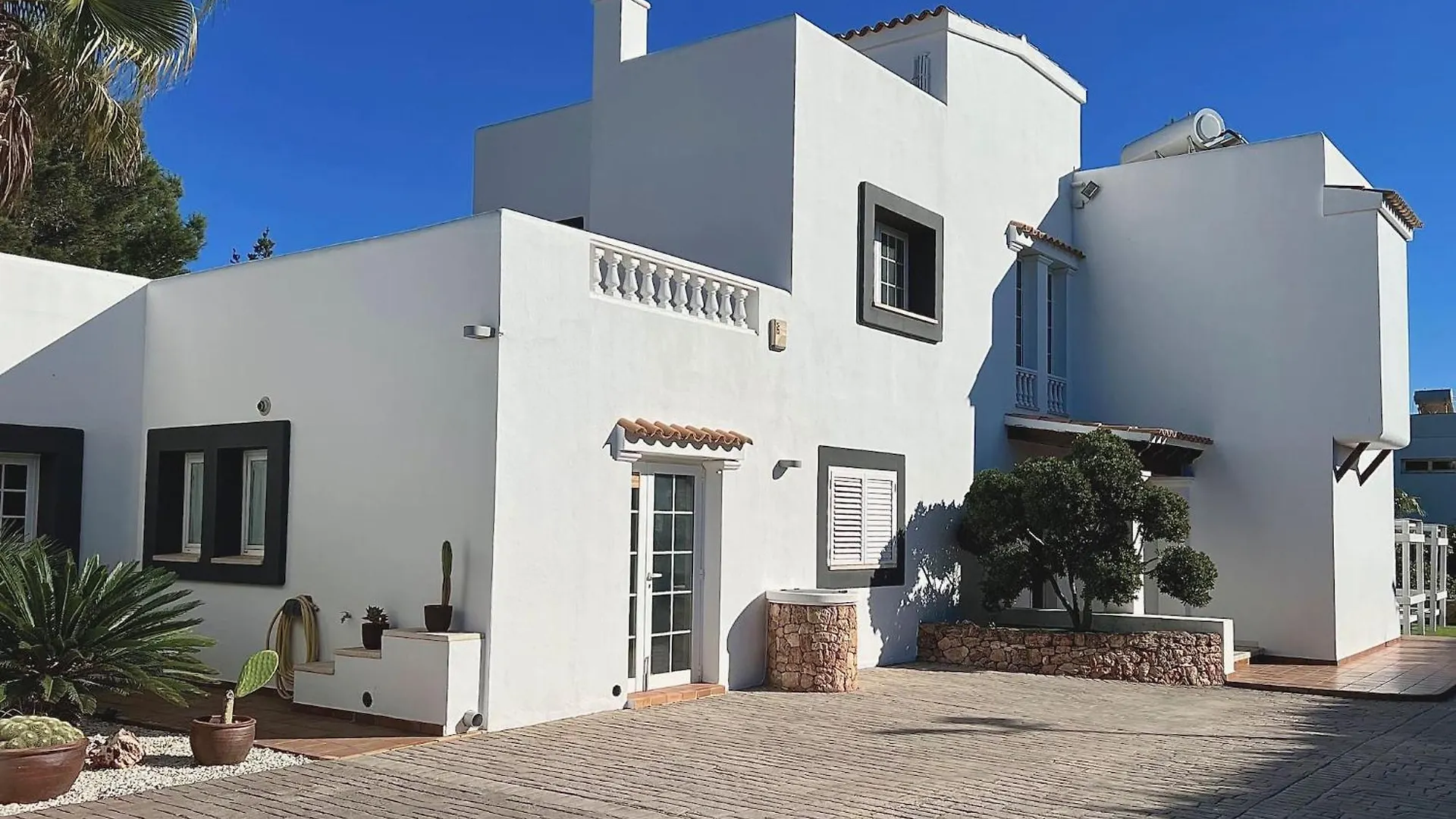 Inibiza Villas - Villa Oasis Sant Jordi de ses Salines Spain